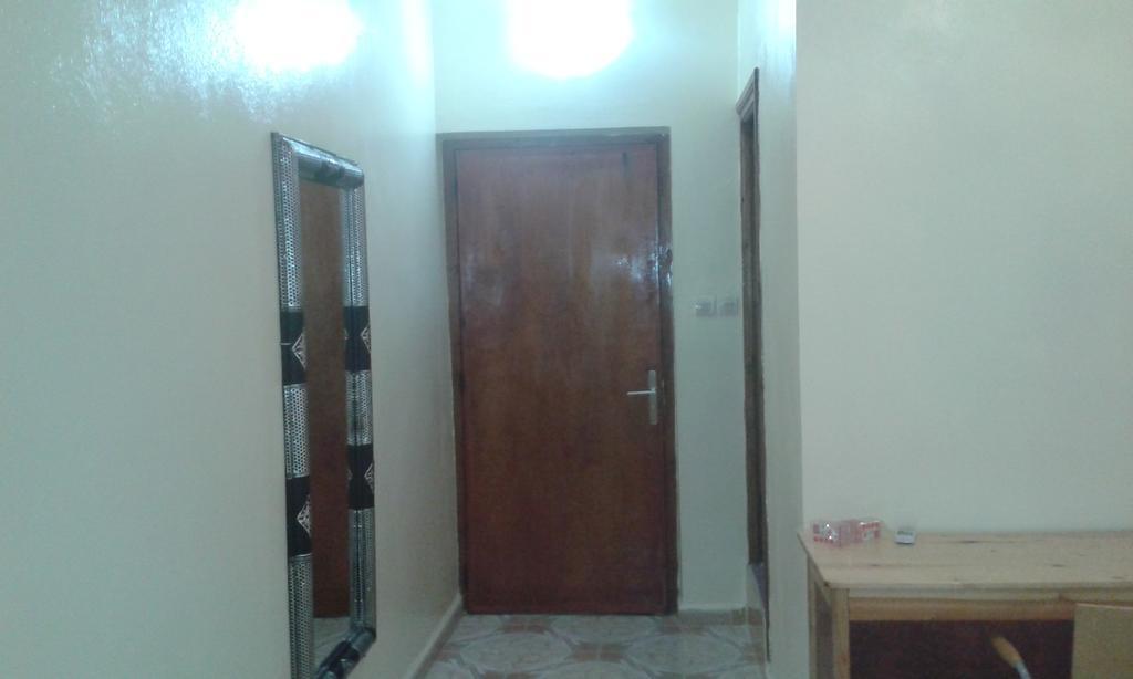 Hotel School Ersat Азру Екстериор снимка